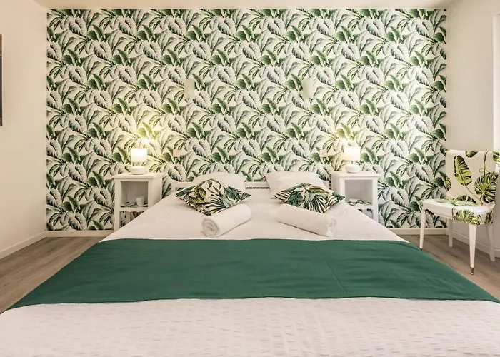 La Toscanelle - Quartier Historique - *