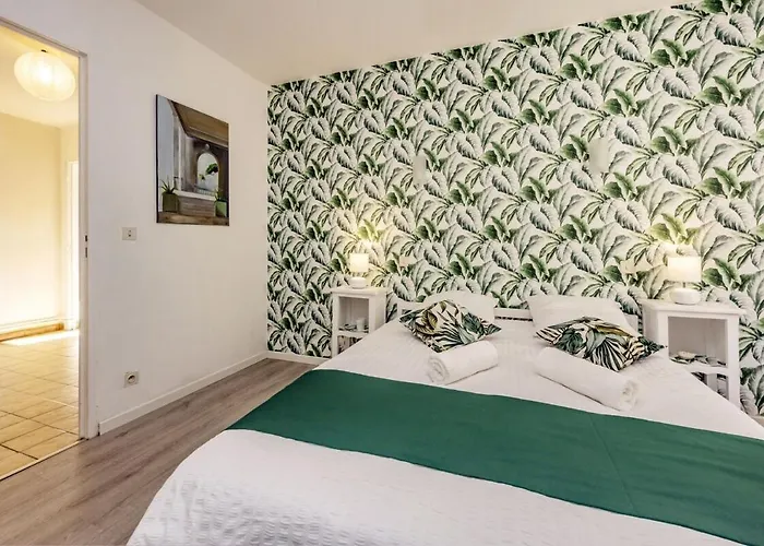 La Toscanelle - Quartier Historique - *